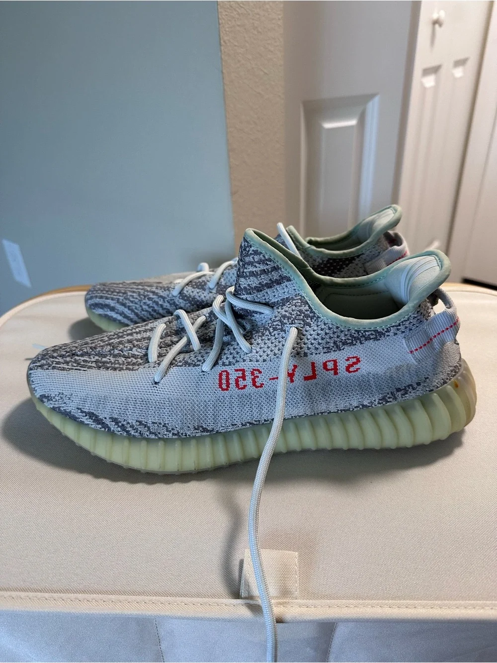adidas Yeezy Boost 350 V2